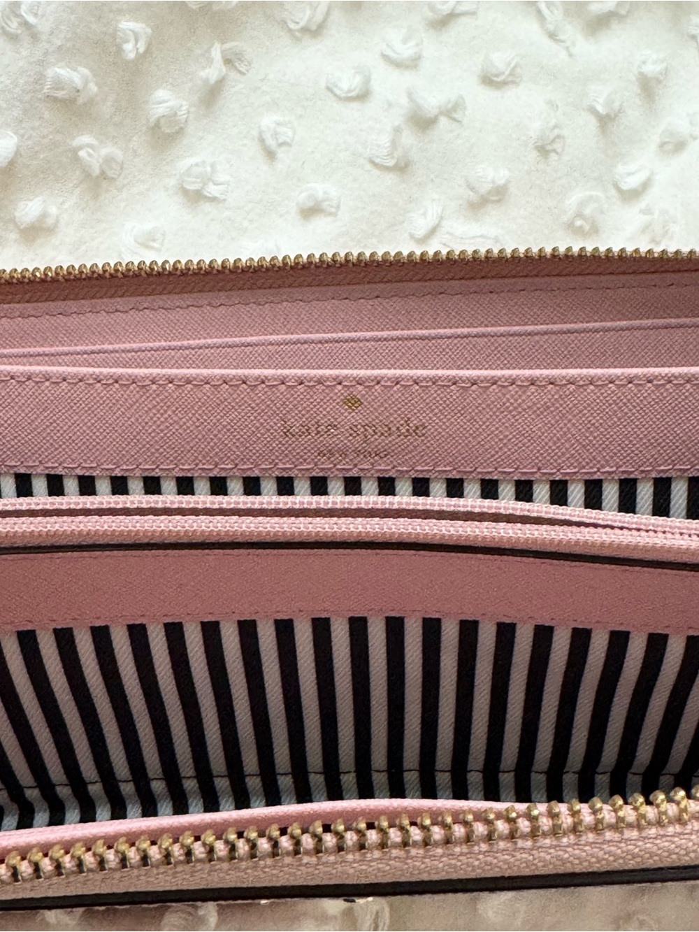 Kate Spade Dusty Pink Saffiano Satchel with Gold Hardware & Matching Wallet - Picture 16 of 16